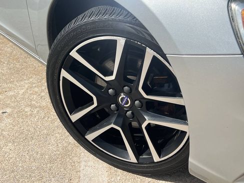 Used 2018 Volvo S60 T5 Dynamic w/ Vision Package FWD image 16