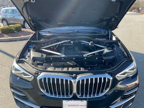 Used 2022 BMW X5 xDrive40i w/ Parking Assistance Package image 21