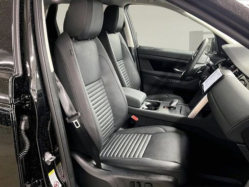 New 2025 Land Rover Discovery Sport S image 11