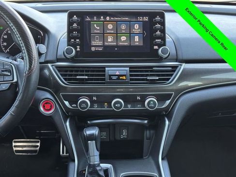 Used 2018 Honda Accord Sport image 26