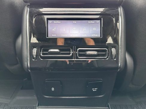 Used 2024 Lincoln Aviator Reserve w/ Equipment Group 201A AWD/4WD image 49