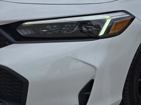Certified 2025 Honda Civic Sport image 27