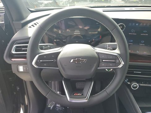 New 2026 Chevrolet Traverse Z71 w/ Driver Confidence Package AWD/4WD image 32