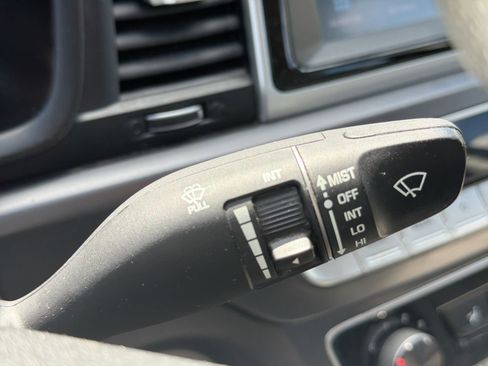 Used 2018 Hyundai Sonata SE FWD image 26