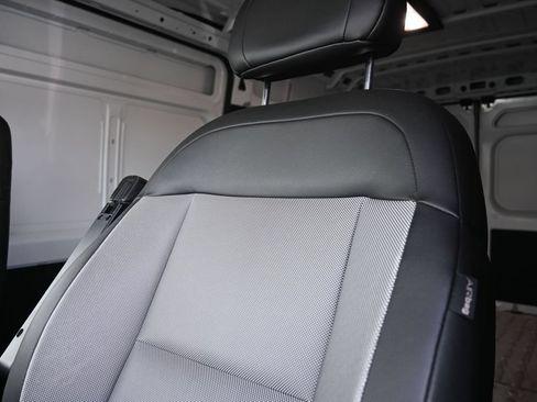 Used 2026 RAM ProMaster 2500 w/ Convenience Group FWD image 19