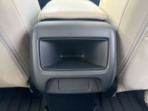 Used 2023 Honda HR-V LX image 25