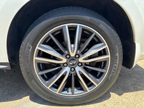 Used 2020 INFINITI QX60 Luxe w/ Sensory Package FWD image 7