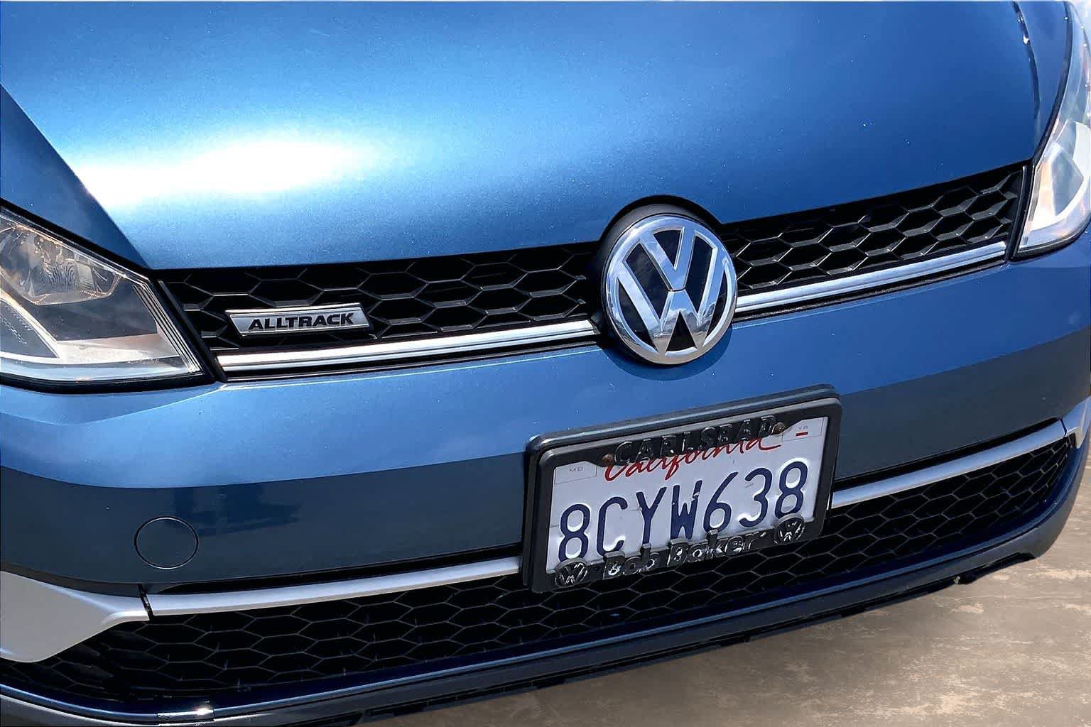 Used 2017 Volkswagen Golf Alltrack SE AWD/4WD image 33