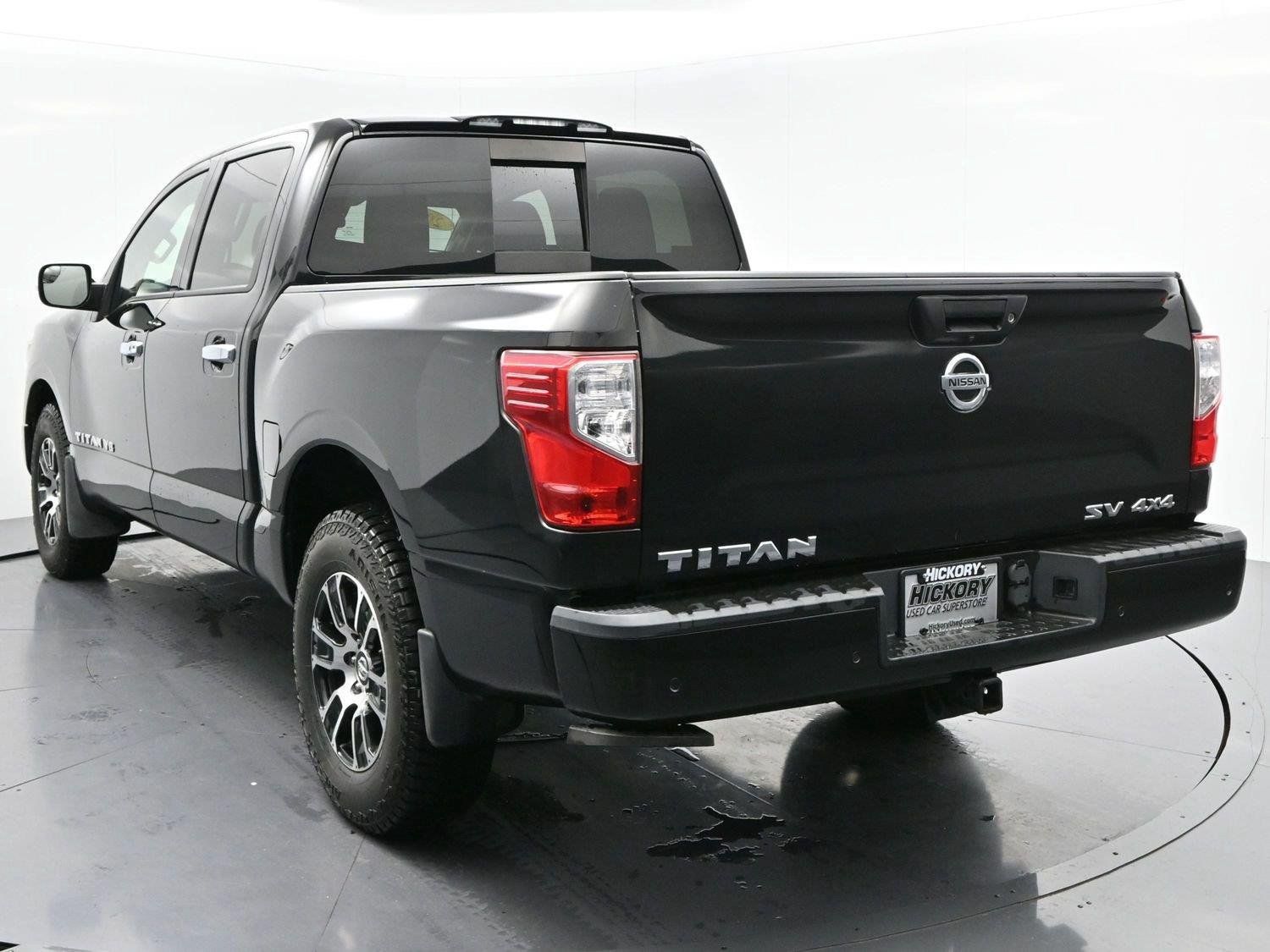 Used 2020 Nissan Titan SV w/ SV Convenience Package AWD/4WD image 5