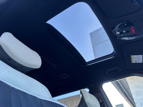 New 2026 Kia EV9 GT-Line image 18