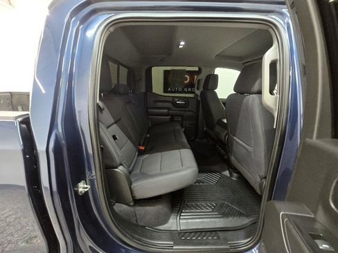 Used 2019 Chevrolet Silverado 1500 LT w/ Texas Edition image 17