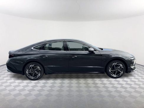 New 2026 Hyundai Sonata SEL FWD image 4