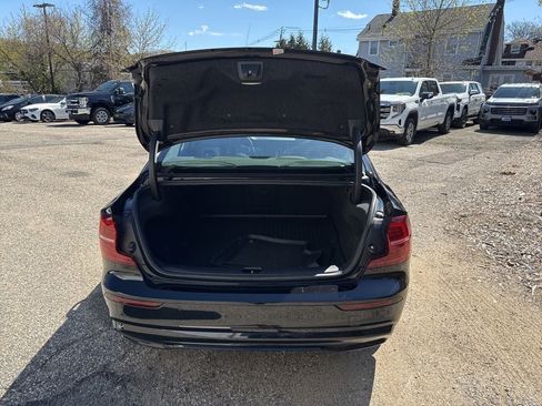 Used 2023 Volvo S60 B5 Plus w/ Climate Package AWD/4WD image 5
