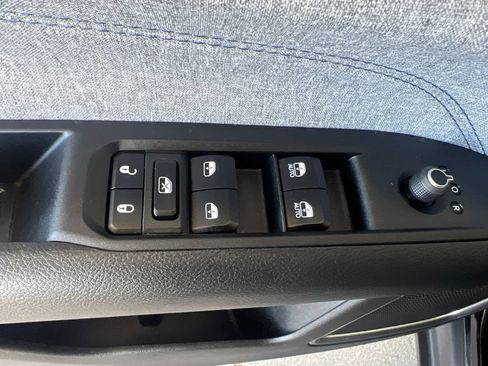 Used 2023 Jeep Compass Latitude w/ Convenience Group AWD/4WD image 50