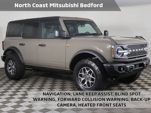 Used 2025 Ford Bronco Badlands AWD/4WD image 1