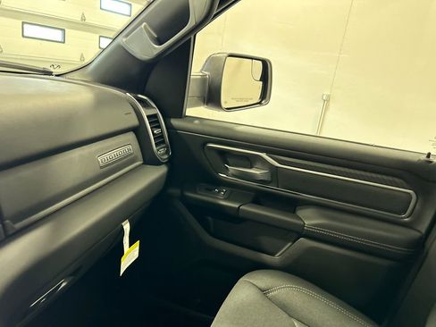 New 2026 RAM 1500 Big Horn AWD/4WD image 28