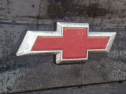 Used 2018 Chevrolet Cruze LS image 9