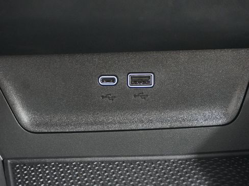 New 2026 Chevrolet Equinox LT FWD image 31