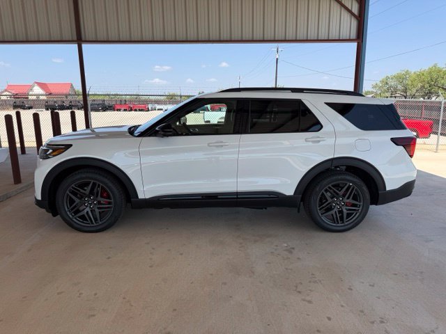 New 2026 Ford Explorer ST w/ Sun And Sound Package AWD/4WD image 4