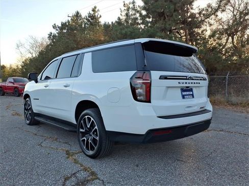 Certified 2023 Chevrolet Suburban RST w/ Luxury Package image 5