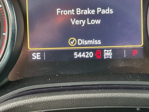 Used 2020 Buick Encore GX Essence w/ Experience Buick Package AWD/4WD image 16