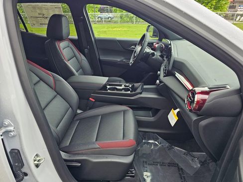 New 2026 Chevrolet Equinox RS w/ Safety and Technology Package AWD/4WD image 11