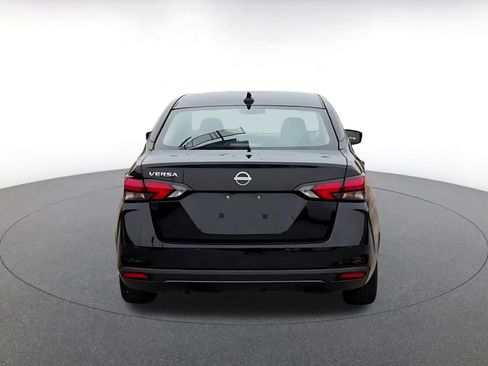 Used 2025 Nissan Versa SV FWD image 10