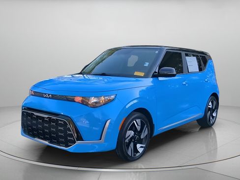 Used 2024 Kia Soul GT-Line FWD image 12