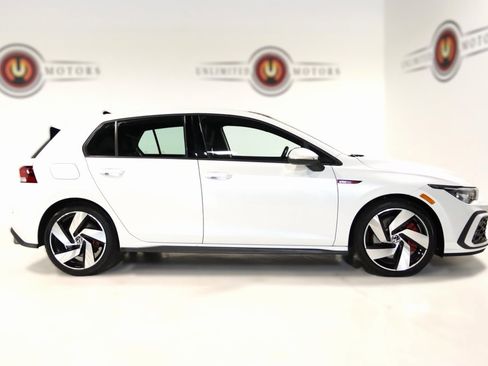 Used 2022 Volkswagen GTI SE image 5