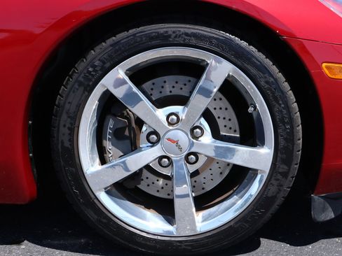 Used 2008 Chevrolet Corvette Coupe w/ Z51 Performance Package image 17