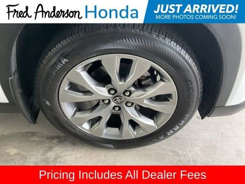 Used 2024 Toyota Grand Highlander FWD image 30