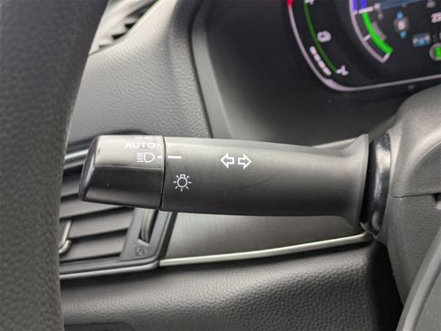 Used 2018 Honda Accord Hybrid image 26