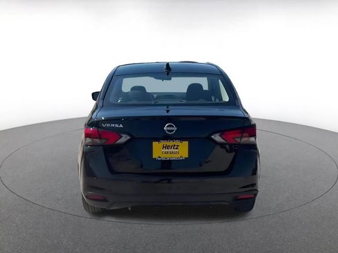 Used 2025 Nissan Versa SV FWD image 12