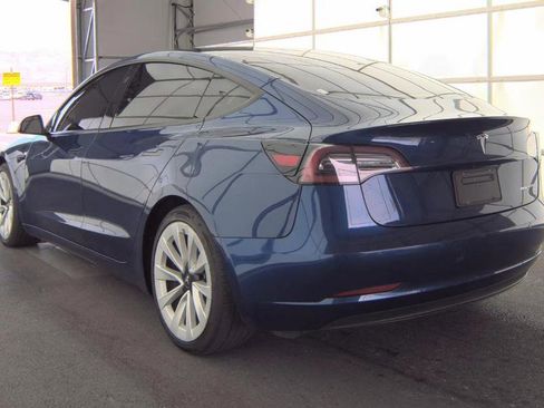 Used 2022 Tesla Model 3 Long Range image 18