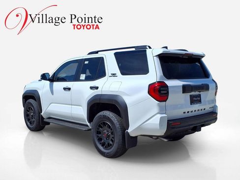New 2026 Toyota 4Runner TRD Off-Road AWD/4WD image 3