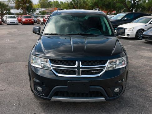 Used 2012 Dodge Journey SXT w/ Flexible Seating Group image 19