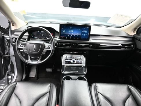 Used 2021 Lincoln Nautilus FWD image 19