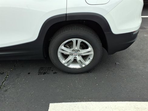 Used 2022 GMC Terrain SLE FWD image 7
