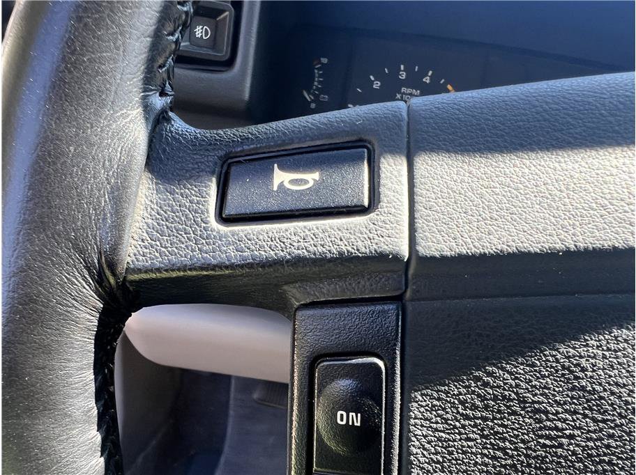 Used 1993 Ford Mustang GT RWD image 27