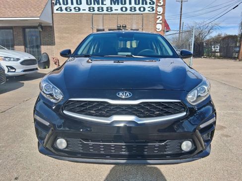 Used 2019 Kia Forte LXS image 2