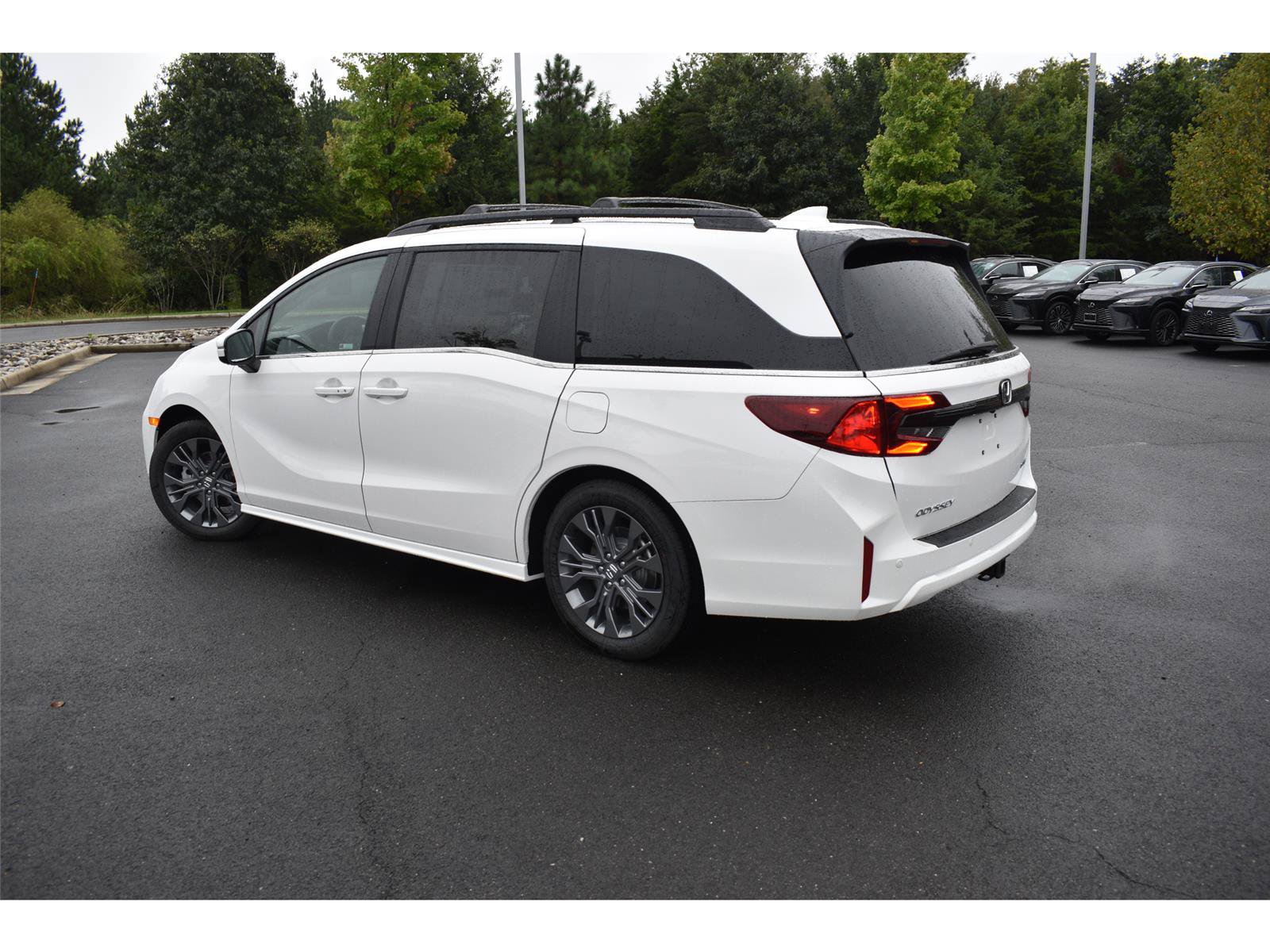 New 2027 Honda Odyssey Touring image 5