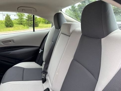 Used 2024 Toyota Corolla LE FWD image 29