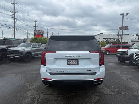 Used 2026 GMC Yukon XL Denali w/ Sun & Power Step Package AWD/4WD image 6