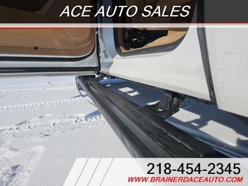 Used 2016 Cadillac Escalade ESV Platinum image 8