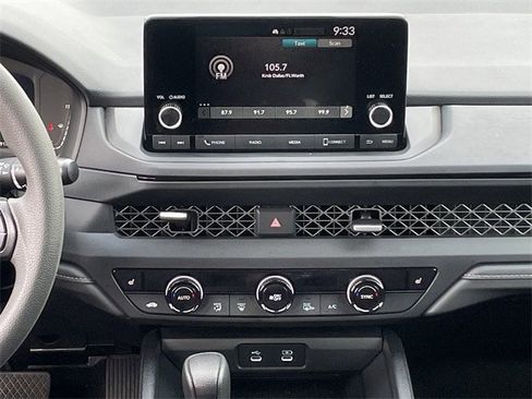 Used 2025 Honda Accord SE image 15