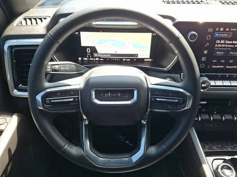 Used 2024 GMC Canyon Elevation w/ Elevation Premium Package AWD/4WD image 21