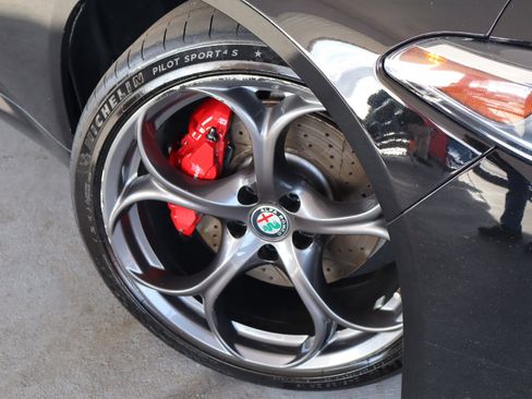 Used 2018 Alfa Romeo Giulia Ti Sport w/ Quick Order Package 22S Sport image 3