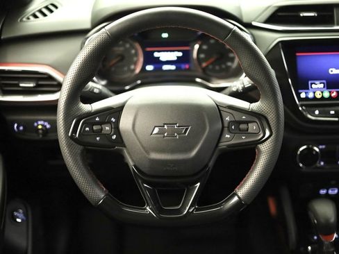 Used 2023 Chevrolet TrailBlazer RS w/ Sun and Liftgate Package image 13