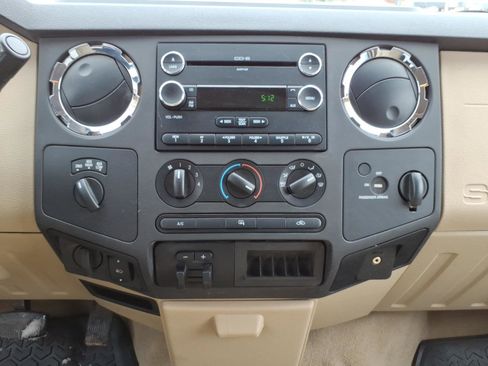 Used 2010 Ford F350 XLT image 19
