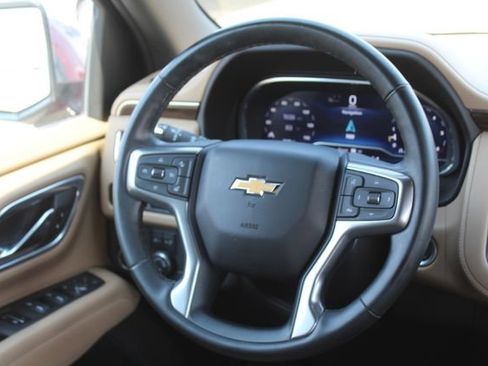 Used 2023 Chevrolet Tahoe Premier AWD/4WD image 24